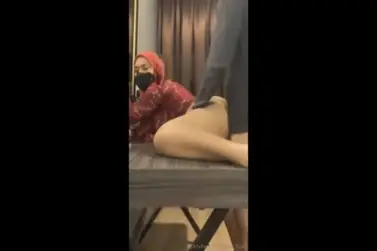 Live Jilbab Kebaya Merah Tante Binal Goyang Mantap